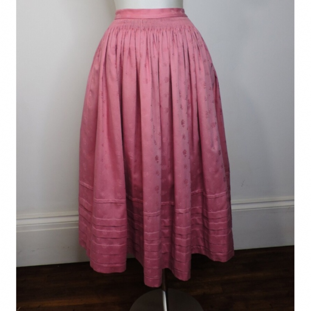 RARE Vintage Rose Pink Tyrolean Dirndl Skirt, Size S (offers welcome)